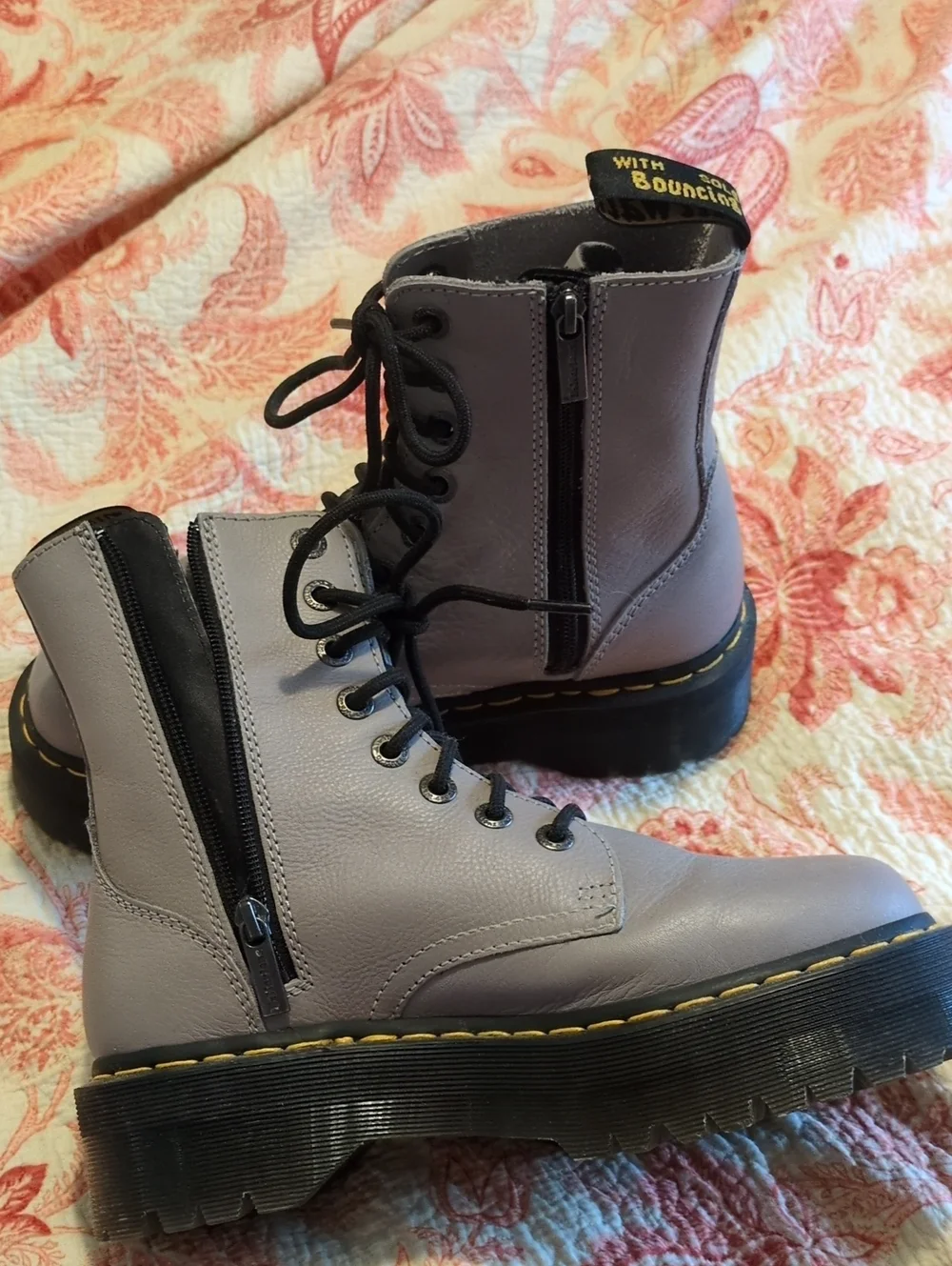 Dr Marten Jadon III Soft Dove Grey Leather Boots. Size 9